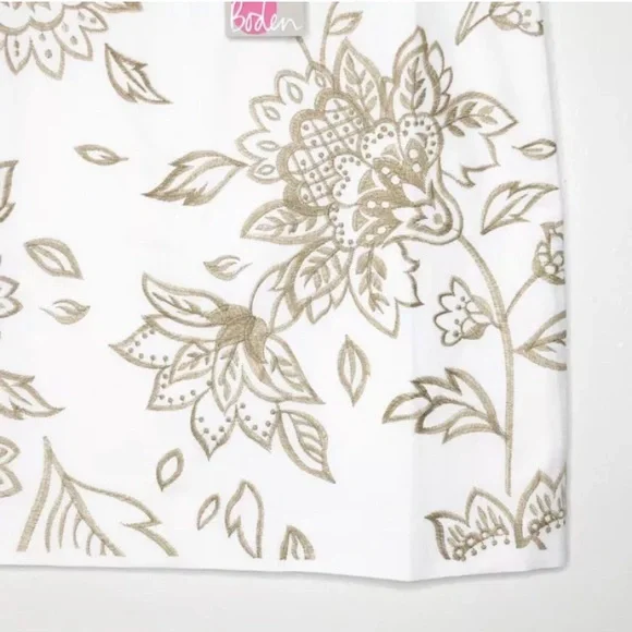NWT BODEN FUN FLORAL EMBROIDERED WHITE MINI SKIRT - Picture 4 of 8